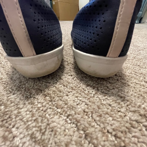 Clarks Collection Ayla Blair Women’s Flats – Size 6.5 – Navy Blue - Picture 3 of 8